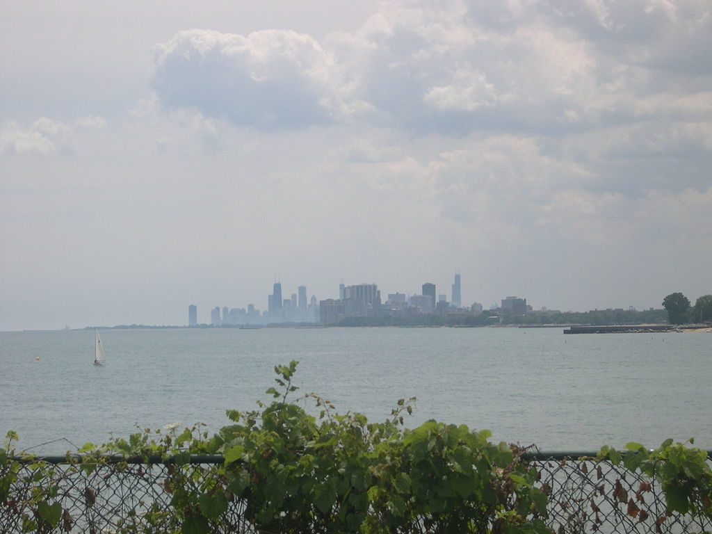 1024px-Chicago_as_seen_from_NU_at_Evanston